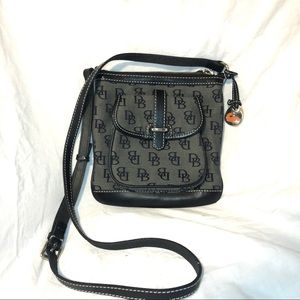 dooney & bourke small crossbody